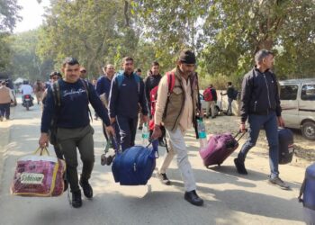 फ़िरोज़ाबाद : पुलिस लाइन में लगा लोकतंत्र का मेला