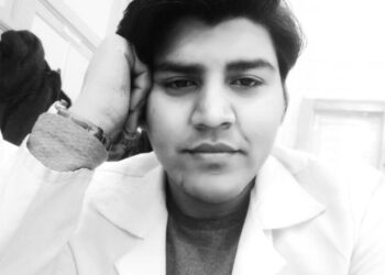 यूक्रेन में फंसे आगरा और कासगंज के तीन छात्र