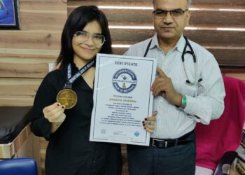 अनन्या ने किया ताजनगरी का नाम रोशन, इंटरनेशनल वर्ल्ड रिकॉर्ड ऑफ एक्सीलेंस से नवाजा गया