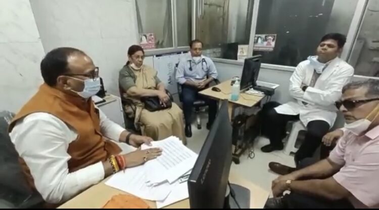 डिप्टी सीएम बृजेश पाठक ने किया आरएमएल हॉस्पिटल लखनऊ का निरीक्षण किया, भारी ख़ामियाँ मिलीं, हज़ारों दवाएँ बर्बाद, जाँच के आदेश