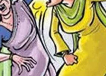 झगड़े का वीडियो फेसबुक पर लाइव करने पर दिव्यांग शिक्षिका निलंबित