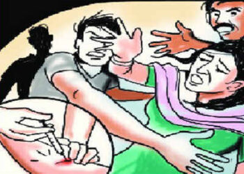 किशोरी से दोस्त ने कराया सामूहिक दुष्कर्म, सात गिरफ्तार
