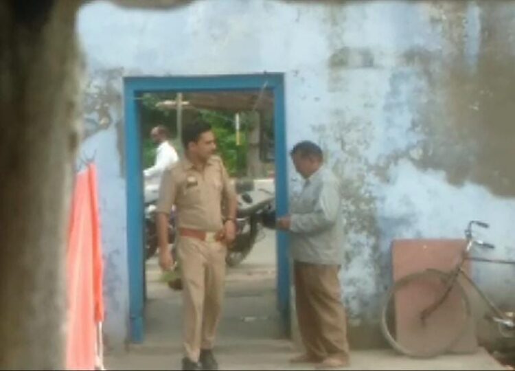 शर्मनाक: गरीब बुजुर्ग को जेल भेजने की धमकी देकर लोहामंडी पुलिस ने वसूले सात हजार, कहा सस्ते में छोड़ दिए