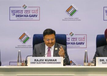 लोकसभा चुनाव 2024 का बिगुल बजा, 19 अप्रैल से होंगे शुरू, चार जून को आएंगे नतीजे