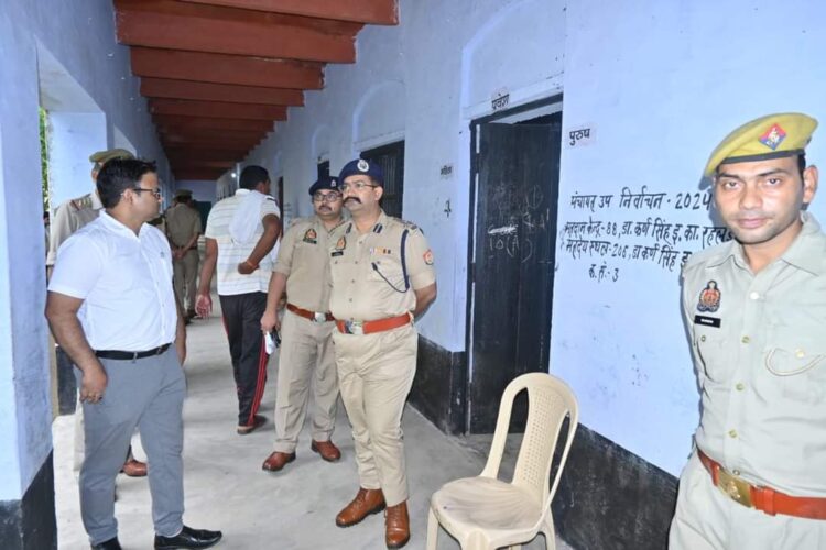 वार्ड नंबर 35 पर पुलिस की कड़ी सुरक्षा के बीच शांतिपूर्ण तरीके से हुआ मतदान