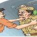 वारंटी पकड़ने गए दो दारोगाओं पर वारंटी के परिजनों ने बोला हमला, फाड़ी वर्दी