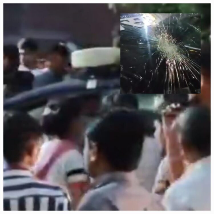 दो पक्षों में बीच बचाव करने पहुंची पीआरवी पर पथराव