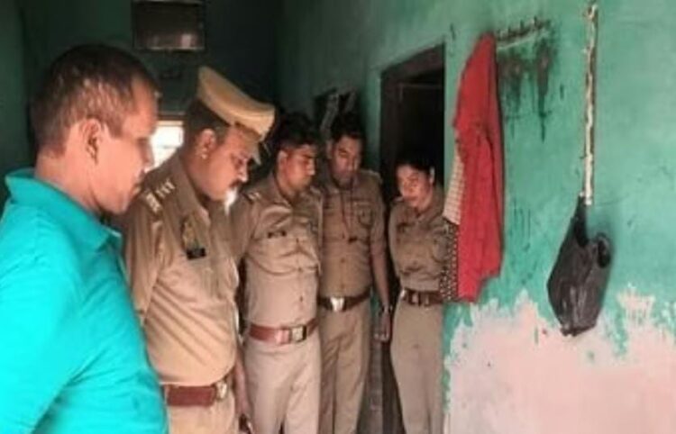 फतेहपुर सीकरी में तीन भाइयों में हुआ खूनी संघर्ष, मझले की हत्या, बिटोरे में रखकर जलाया