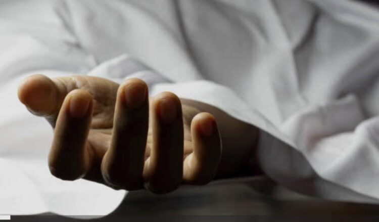 शाहगंज में खून से लथपथ शव मिलने से मचा हड़कंप