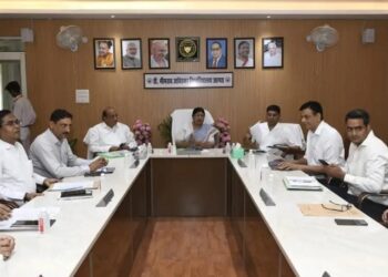 परीक्षा से एक दिन पहले रात तक सेंटर कैसे बनाए जाते? इस बात पर नाराज हुए अपर मुख्य सचिव