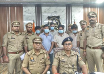 मौका पाकर पार कर देते थे एटीएम फिर निकाल लेते थे रकम