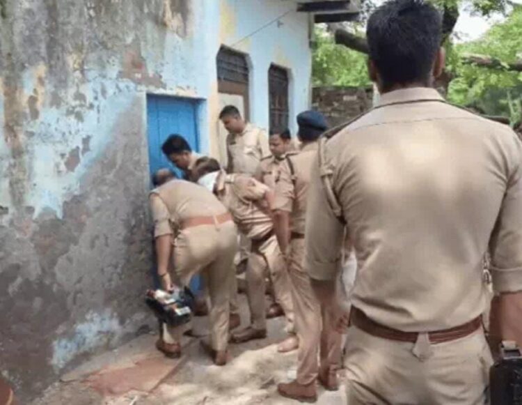 ताजगंज में बंद मकान में मिला महिला का शव, सिर पर थे चोट के निशान