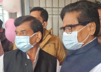 रामगोपाल और शिवपाल एक साथ