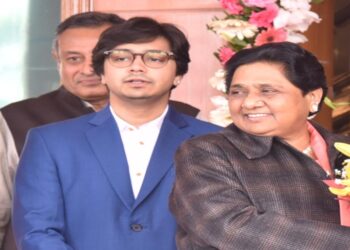 यूपी में बाउंस बैक करने के लिए मायावती ने खाई कसम, बीजेपी को हराने के लिए टारगेट होगी सपा