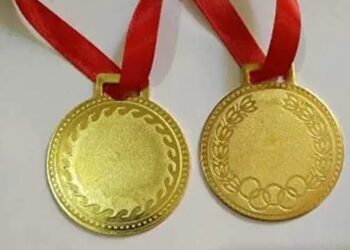 दीक्षांत समारोह: केडी मेडिकल कॉलेज मथुरा की प्रिया बनीं गोल्डन गर्ल