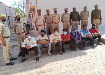 नशीले पदार्थ की बिक्री करने वाले 10 लोग पकड़े