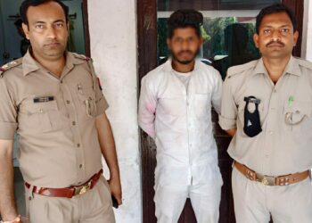 होली पर नशीले पदार्थ की बिक्री करते हुए दबोचा