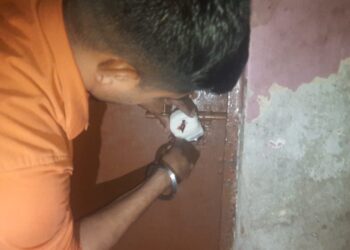 बिना लाइसेंस बन रहा था फिनायल और हेयर ऑयल