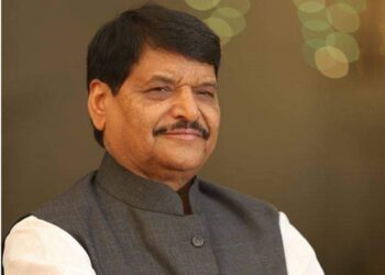 मोदी, योगी और दिनेश शर्मा को शिवपाल करने लगे हैं अब ट्विटर पर फॉलो, चर्चाएं फिर तेज
