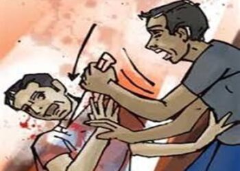 प्रेमी और पति के बीच हुआ झगड़ा, प्रेमी ने पति को चाकू मारकर किया घायल