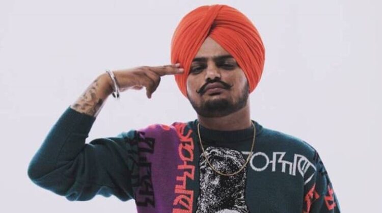 पंजाबी सिंगर और कांग्रेस नेता सिद्धू मूसेवाला की गोली मारकर हत्या, कल ही भगवंत मान सरकार ने हटाई थी सुरक्षा
