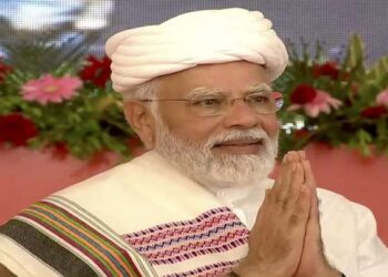 मोदी बोले- 8 साल पहले यूरिया के लिए किसान लाठियां खाते थे, हमने 5 बंद कारखाने खुलवाए