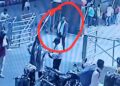 अपहरण संदिग्ध: सर्राफ झांसी में  रेलवे स्टेशन पर सीसीटीवी कैमरे में टहलता दिखा