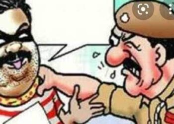 लूट की योजना बनाते हुए सात लुटेरे पकड़े