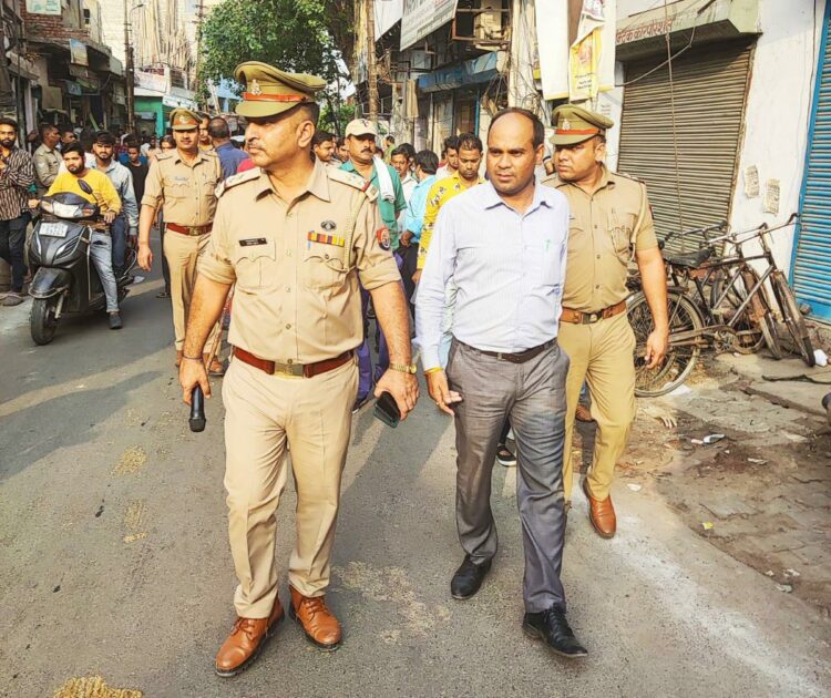 शहर भर में चला अतिक्रमण हटाने को अभियान, लाखों रुपए जुर्माना