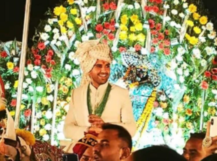 धूमधाम से निकली क्रिकेटर दीपक चाहर की बारात, एक दूसरे के हुए दीपक और जया