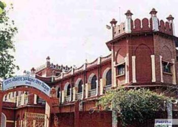 विश्वविद्यालय के रिजल्ट में गड़बड़ी, प्रजेंट छात्र एब्सेंट दर्शाकर फेल