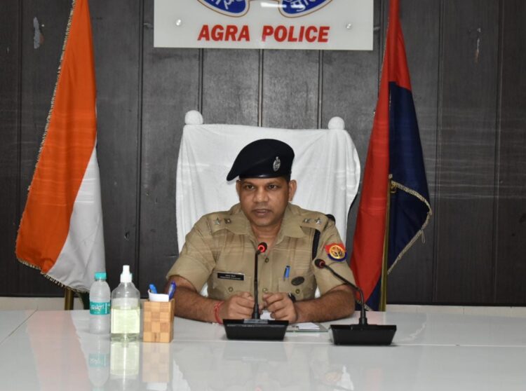 एसएसपी ने किया इशारा रिश्वत लेना बंद कर दें पुलिसकर्मी, नहीं तो खैर नहीं