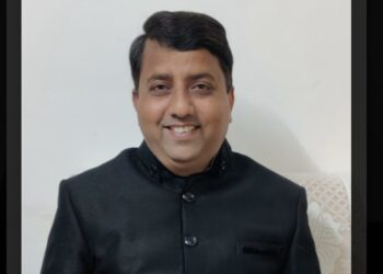 आईईटी के पूर्व निदेशक ने मांगा तीन महीने का अवकाश