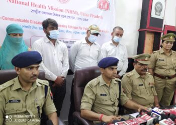 दुष्कर्म का झूठा मुकदमा दर्ज कराकर वसूले पांच लाख रुपये