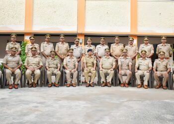 आगरा में कई सब इंस्पेक्टर बने इंस्पेक्टर, खिले चेहरे