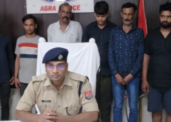 दो कार से पकड़ा गया 1 कुंतल 40 किलो नशीला पदार्थ