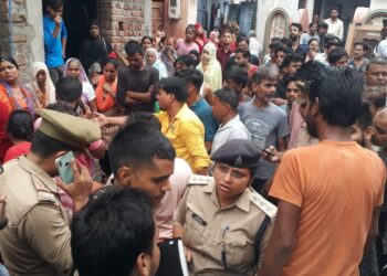 दो हत्याओं से दहली ताजनगरी, सिपाही ने भी खुद को मारी गोली