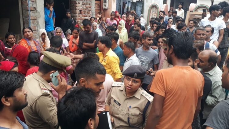 दो हत्याओं से दहली ताजनगरी, सिपाही ने भी खुद को मारी गोली
