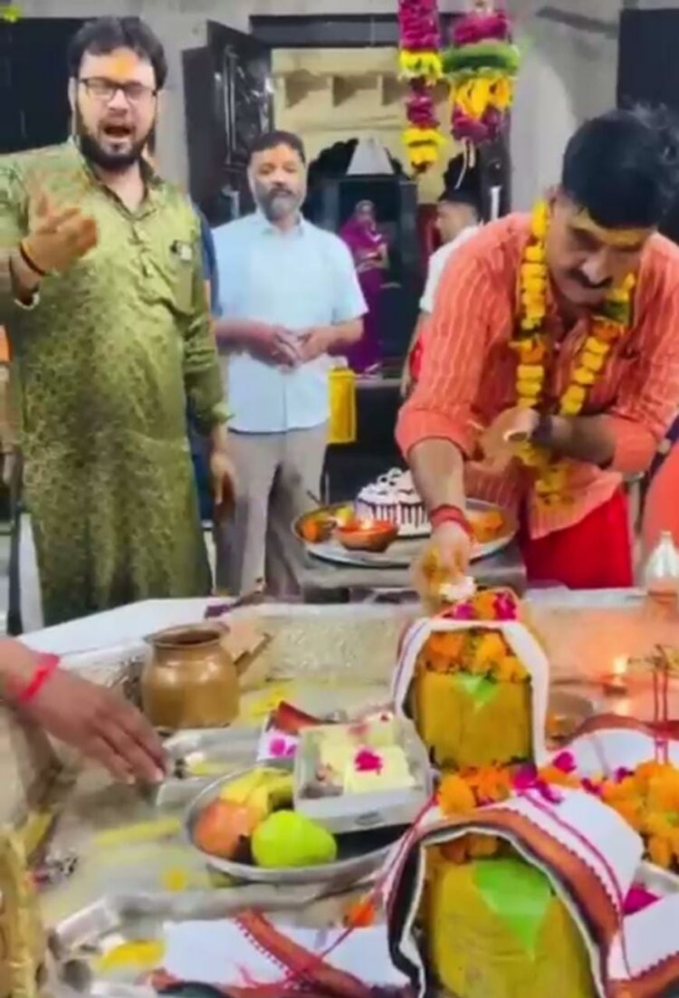 भोग में लगाए गए केक को लेकर उबाल, मक्खन का था या अंडे का यह सवाल