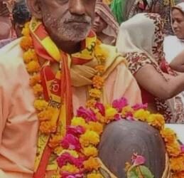 उपचार के दौरान हमले में घायल महंत की मौत