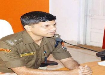 ताजमहल की सुरक्षा में लगे 15 पुलिसकर्मियों को एसएसपी ने हटाया
