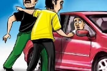 दिल्ली से कार बुक करा कर लाए लुटेरे, ड्राइवर को अछनेरा में फेंक कार लूट ले गए