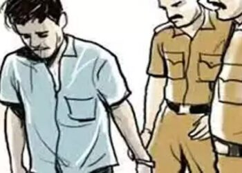 मोटरसाइकिल टकराने के विवाद में काटी युवक की अंगुलियां