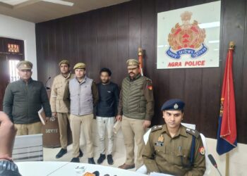 सुबह भंडारा खाता था, शाम को पूजा करता था और रात में चोरी