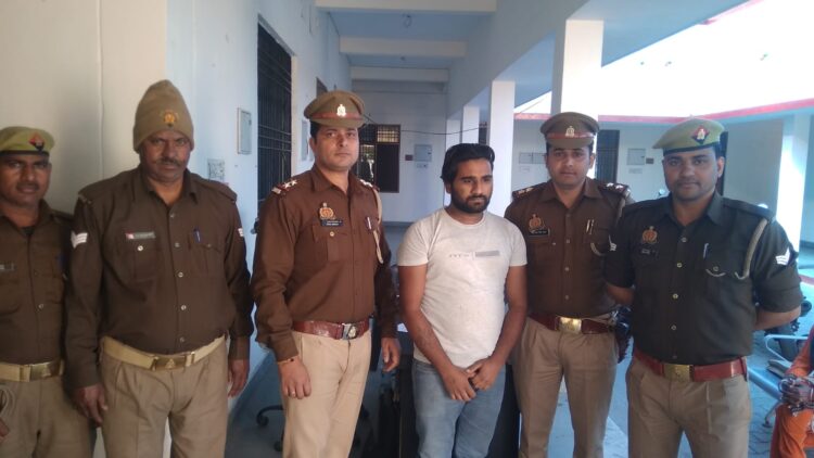 सिकंदरा पुलिस ने पकड़ा दस हजार का इनामी
