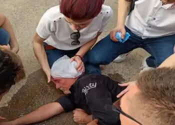 ताजमहल में बेहोश हुआ पोलैंड का नागरिक