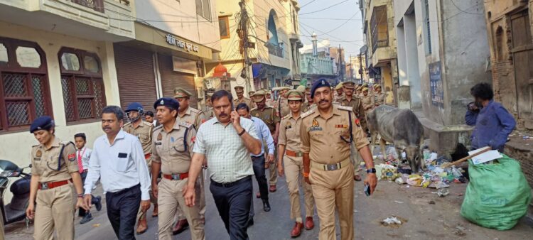 ताजनगरी में चप्पे-चप्पे पर पुलिस और प्रशासन की नजर