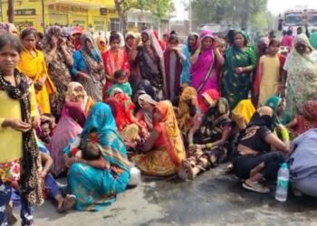 शमसाबाद में मजदूर की हत्या, रेलवे स्टेशन के पास मिला शव