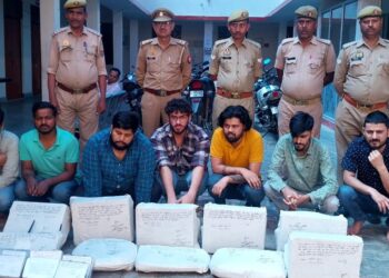 सिकंदरा में पकड़ा गया फर्जी कॉल सेंटर, सस्ते लोन का झांसा देकर विदेशियों को फंसाते थे