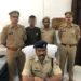 एत्मादपुर पुलिस ने पकड़ा 15 हजार का इनामी लुटेरा